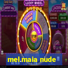 mel.maia nude