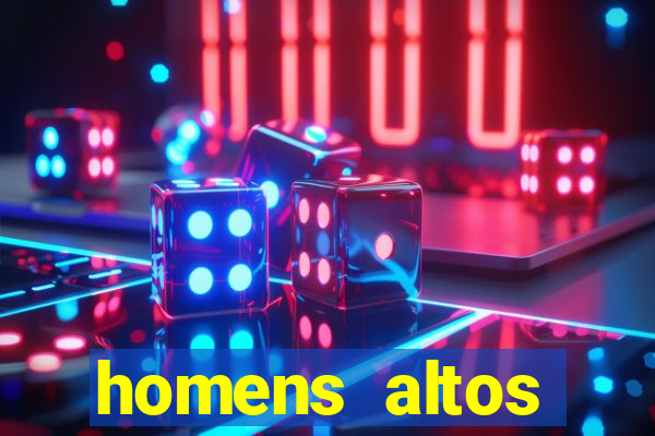 homens altos sarados pelados