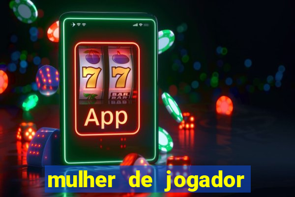 mulher de jogador de futebol nua