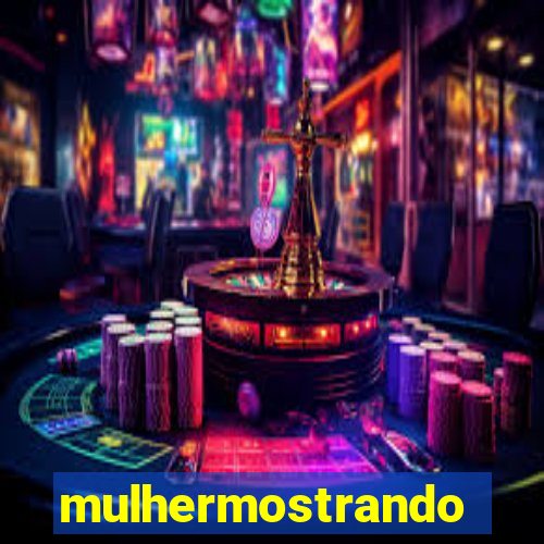 mulhermostrandoopeito