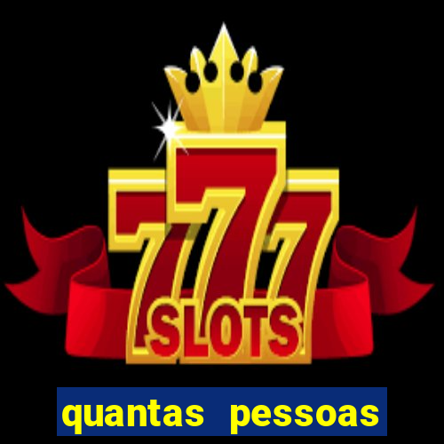 quantas pessoas cabem no beto carrero