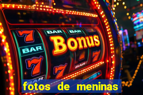 fotos de meninas cacheadas no espelho